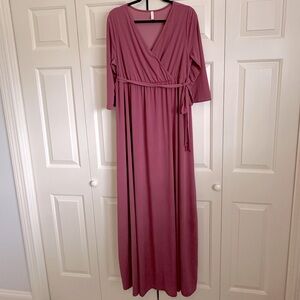 Like New pinkblush faux wrap maxi maternity dress 2x mat